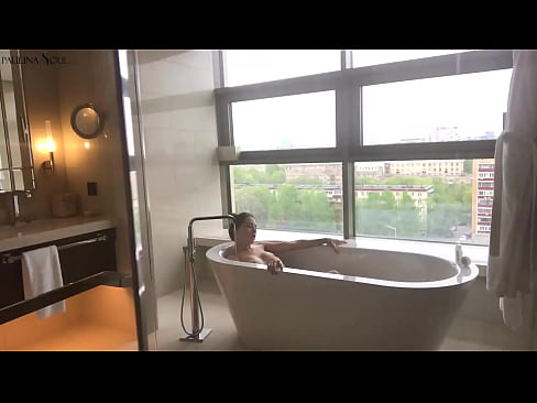 ❤️ Ogromna laska namiętnie waląca sobie cipkę w łazience Beautiful porn at pl.bsglass.ru