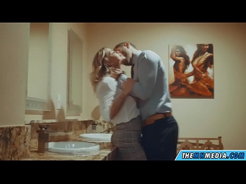 ❤️ Kiedy biuściasta blondynka uwodzi cię w publicznej toalecie Beautiful porn at pl.bsglass.ru